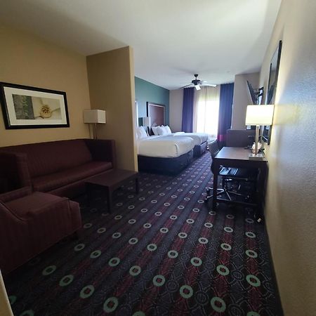 Comfort Inn & Suites Сан-Маркос Екстер'єр фото