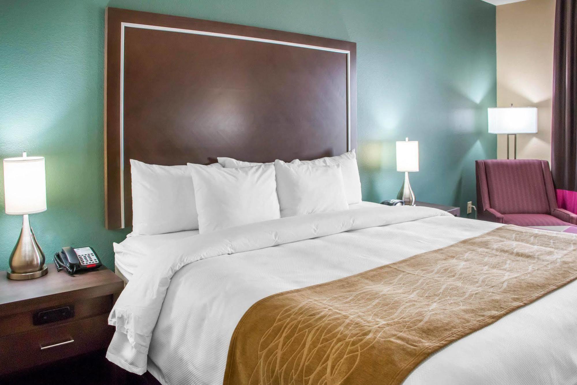 Comfort Inn & Suites Сан-Маркос Екстер'єр фото