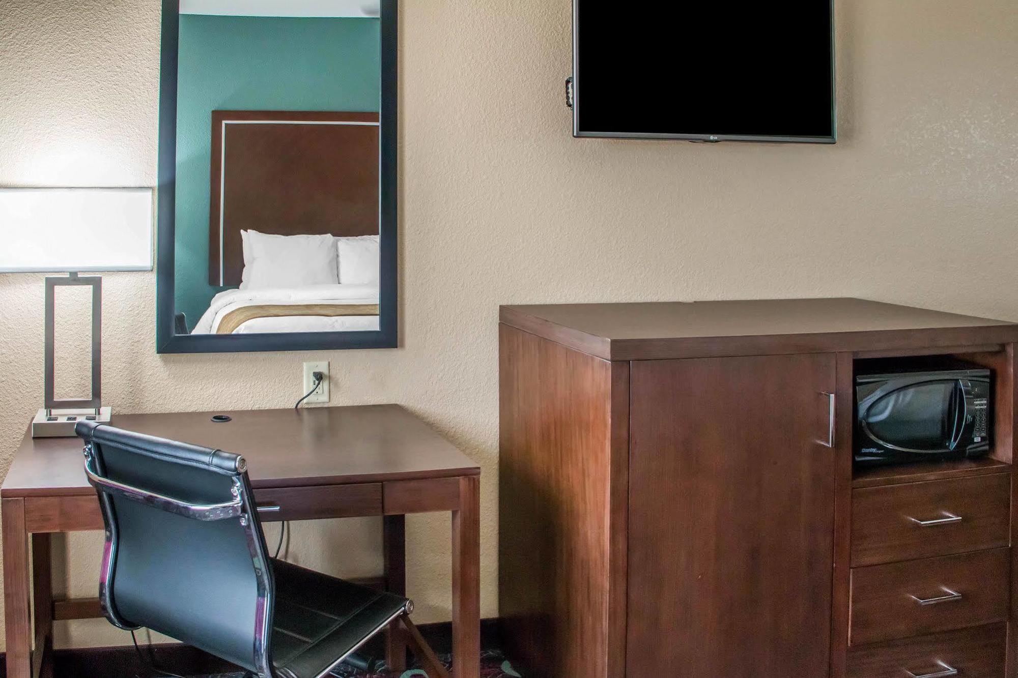 Comfort Inn & Suites Сан-Маркос Екстер'єр фото